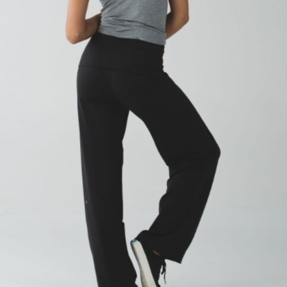 lululemon athletica Pants - NEW Lululemon Stillness Pant - Size 4